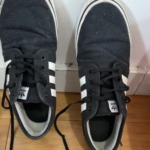 Adidas originals size 10 M